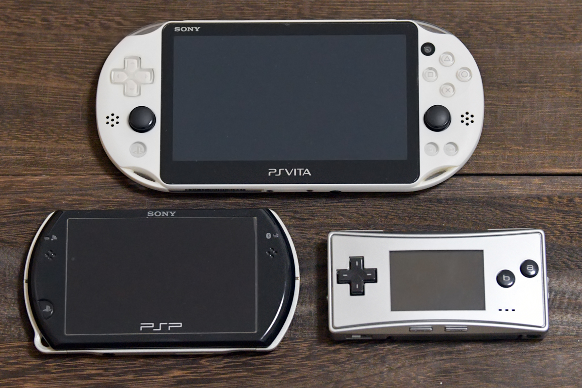 PSPgo｜時代を先取りした名機[レビュー]-ぽろぽろぶろぐ