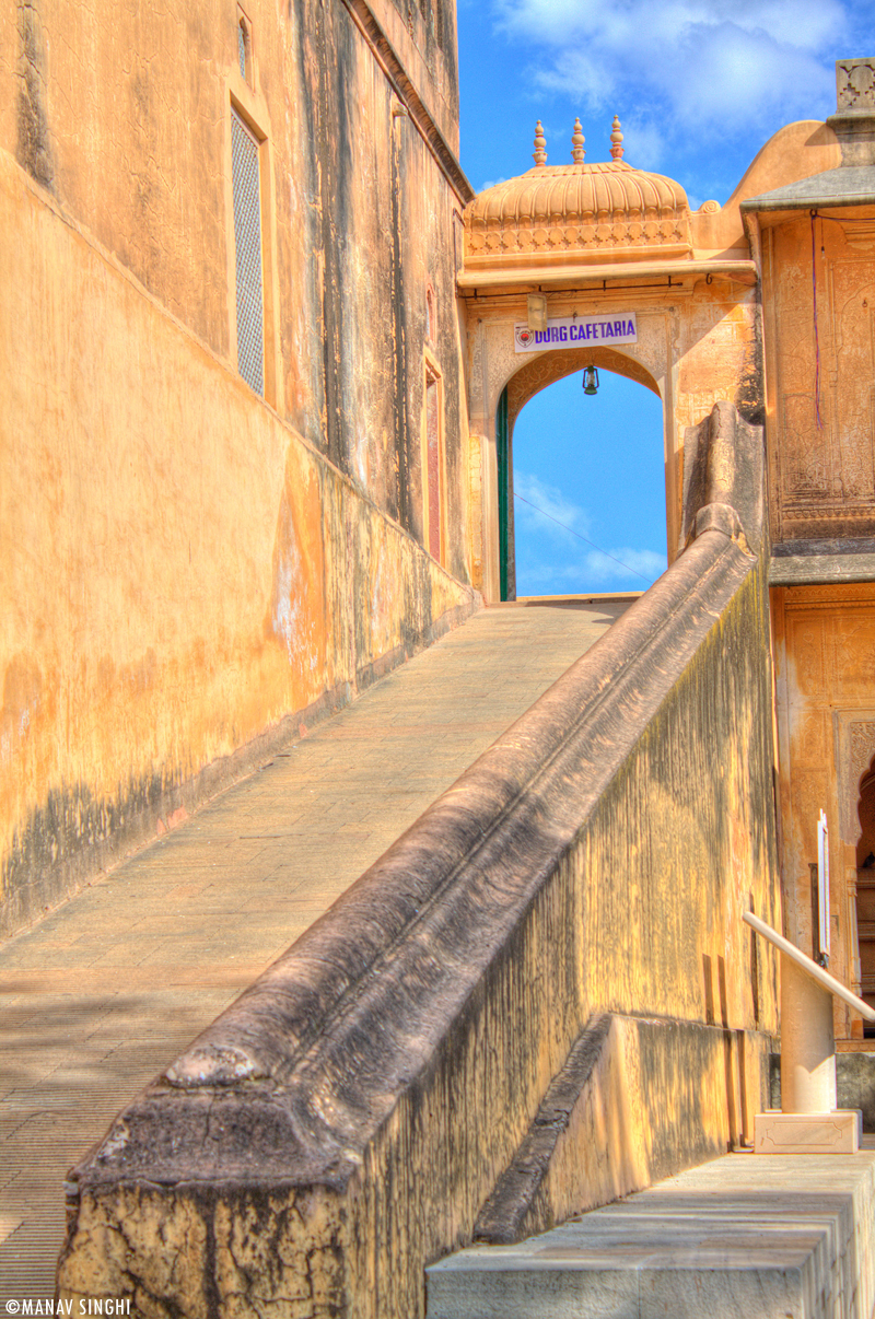 Way to Durg Cafeteria, Nahargarh Fort, Jaipur.