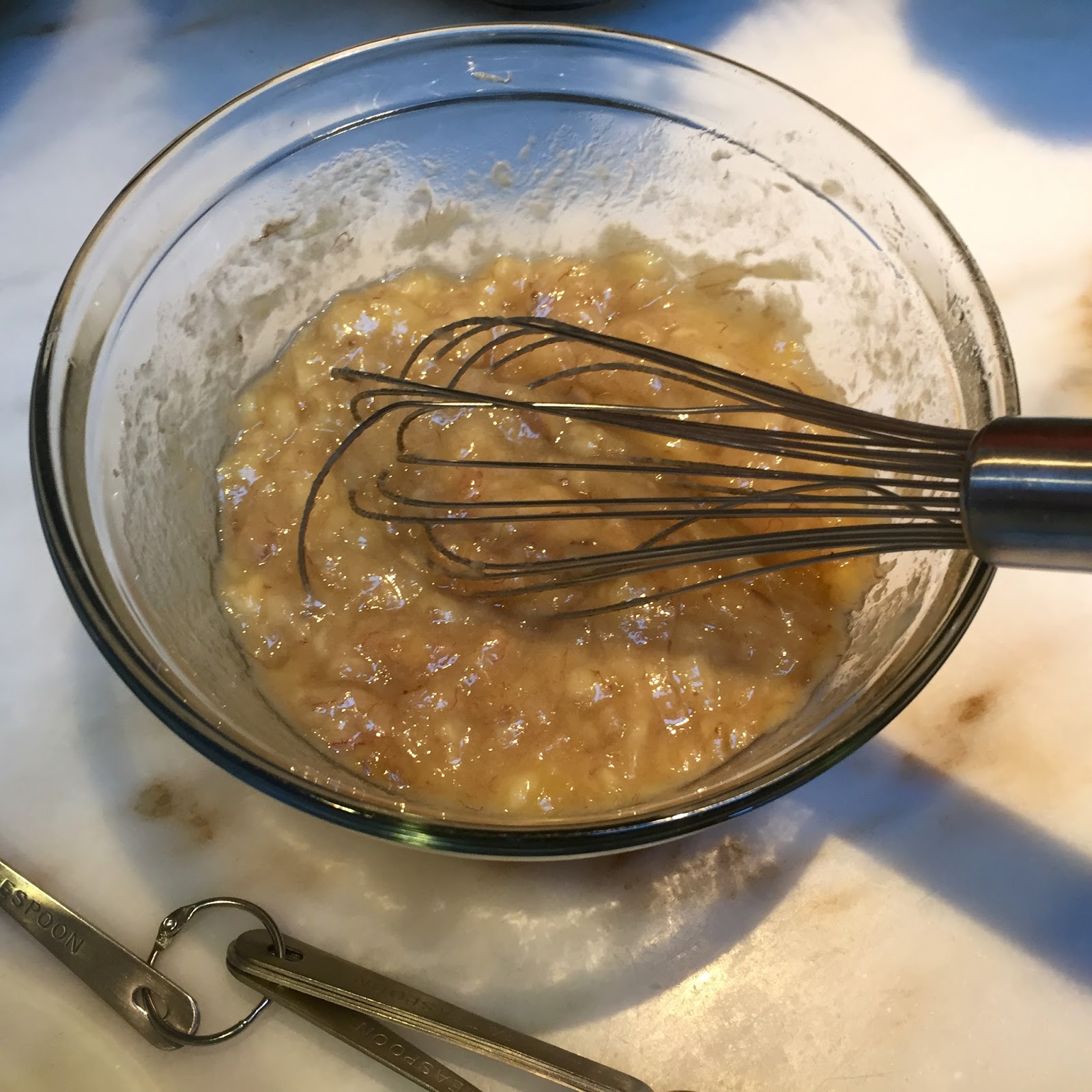 Joanne Chang’s Famous Banana Bread C H E W I N G T H E F A T