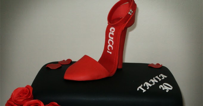 Delana's Cakes: Fashionista Cake