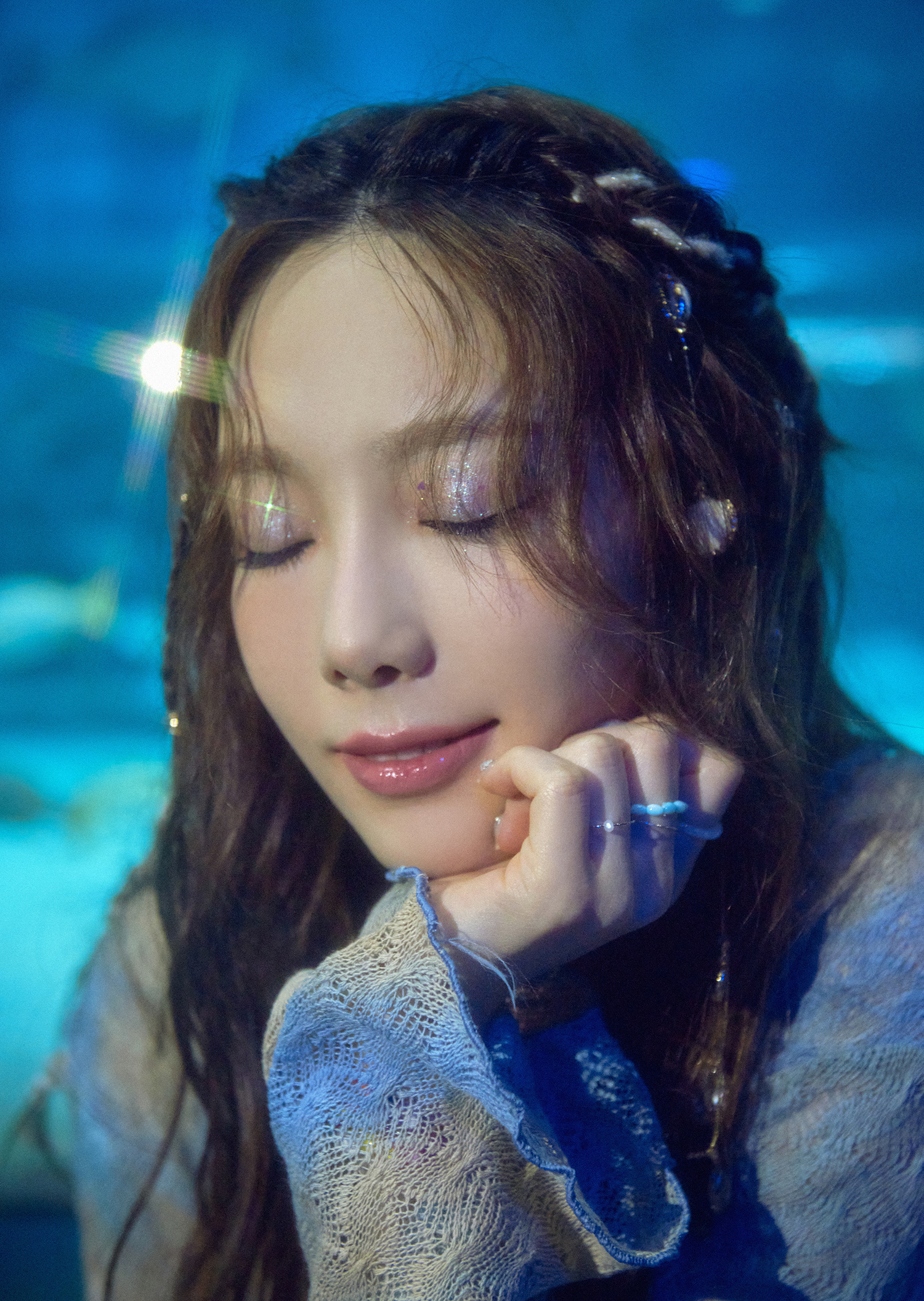 TEAM SNSD: [SM STATION] Taeyeon - Happy (Summer Live Ver.)