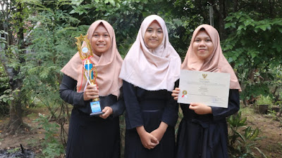 Prestasi Bertambah, SMAN 10 Purworejo Raih Juara III Lomba Karya Tulis Ilmiah Remaja SMA tingkat Provinsi