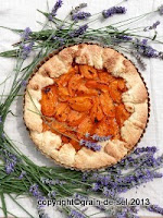 http://salzkorn.blogspot.fr/2012/08/aprikosentarte-mit-lavendel-zum-dritten.html