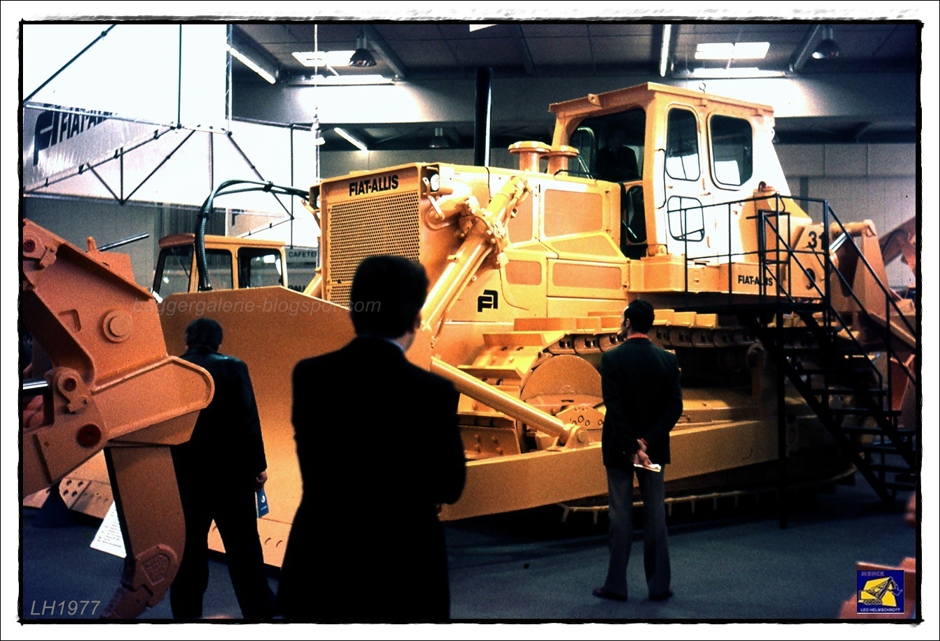 Bagger Galerie Construction Machines FIATALLIS 31B Planierraupe