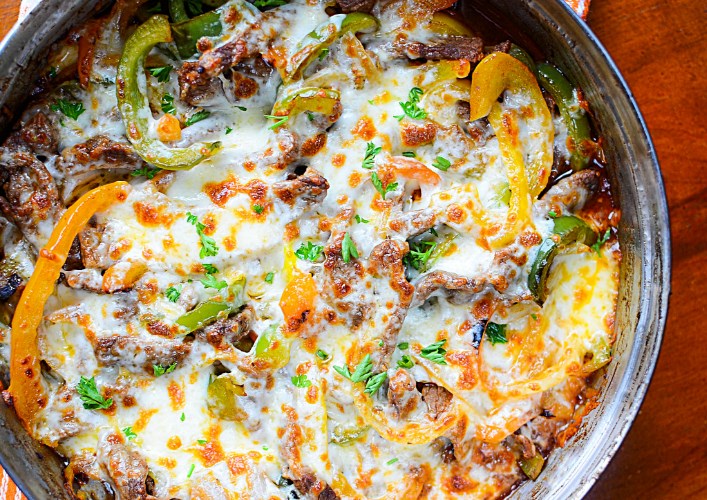 Low Carb Cheesesteak Skillet using Ground Beef #healthy #lowcarb