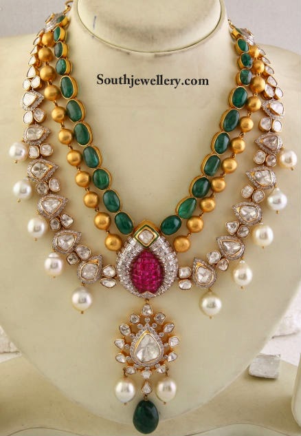 This gorgeous kundan jadau haar is by Khurana Jewellers. This necklace ...