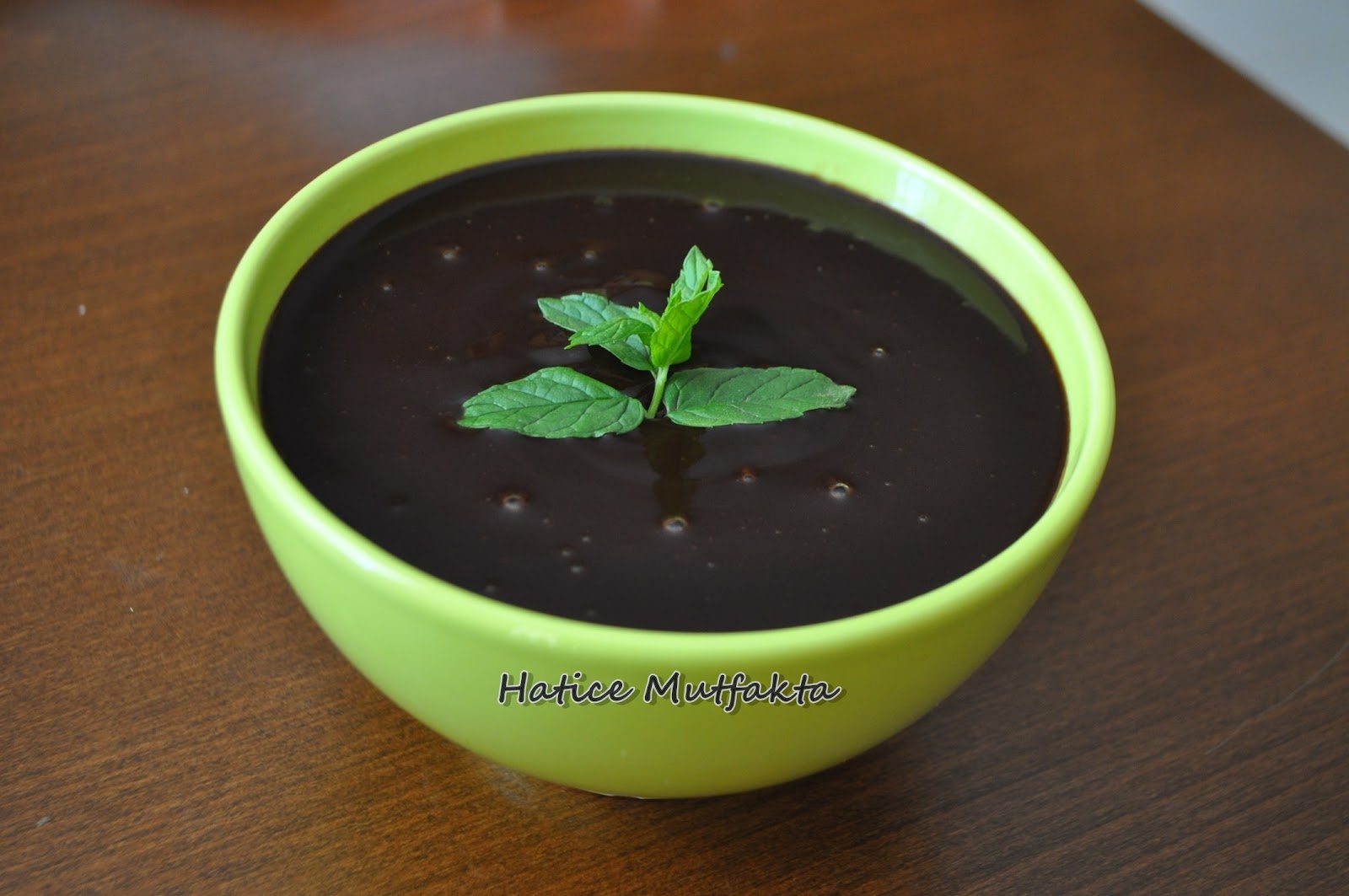 Hatice Mutfakta Evde Çikolata Sosu Yapımı