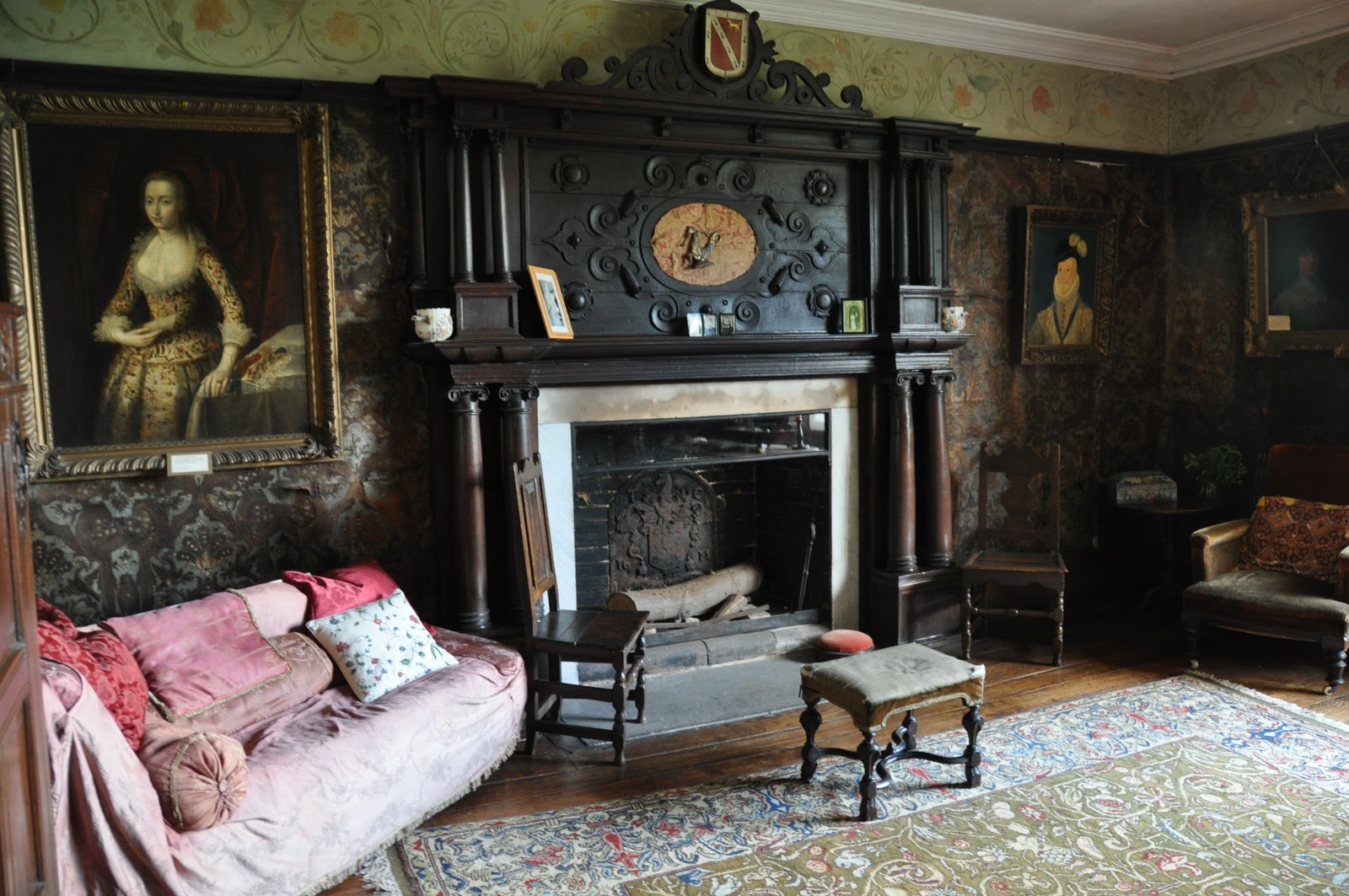 AURORA RABY Do you love English  Country House Interiors  