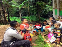 Brigadir Rama, Kisah Inspiratif Polisi Yang Rela Mengajar Anak-anak Di Lereng Gunung Sunda