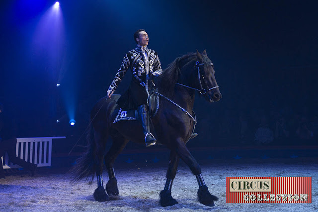 Spectacle, chevaux Yvan Fréderic Knie