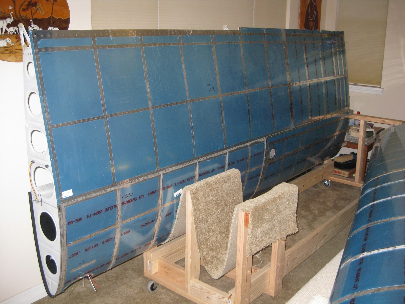 E's Van's RV14A Wings Fuel tanks. Right wing fuel tank mounted.