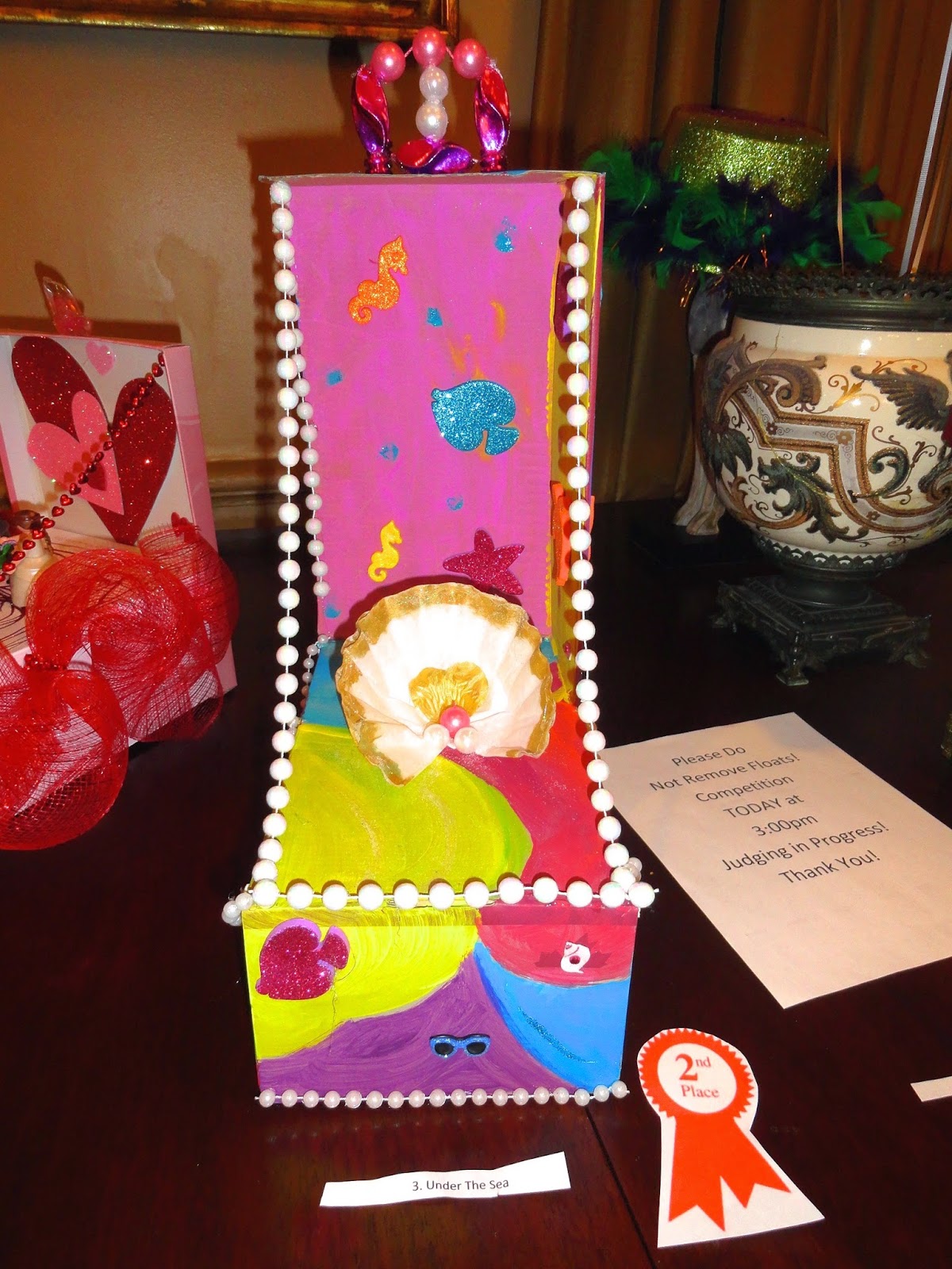 pic folio: Shoebox Float Parade