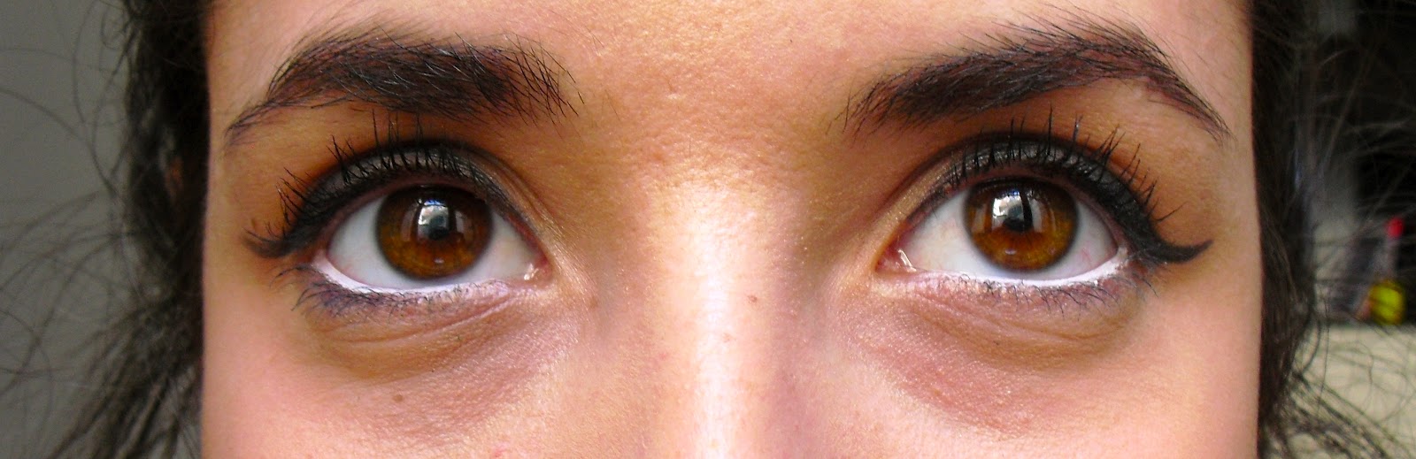 crayon blanc muqueuse yeux