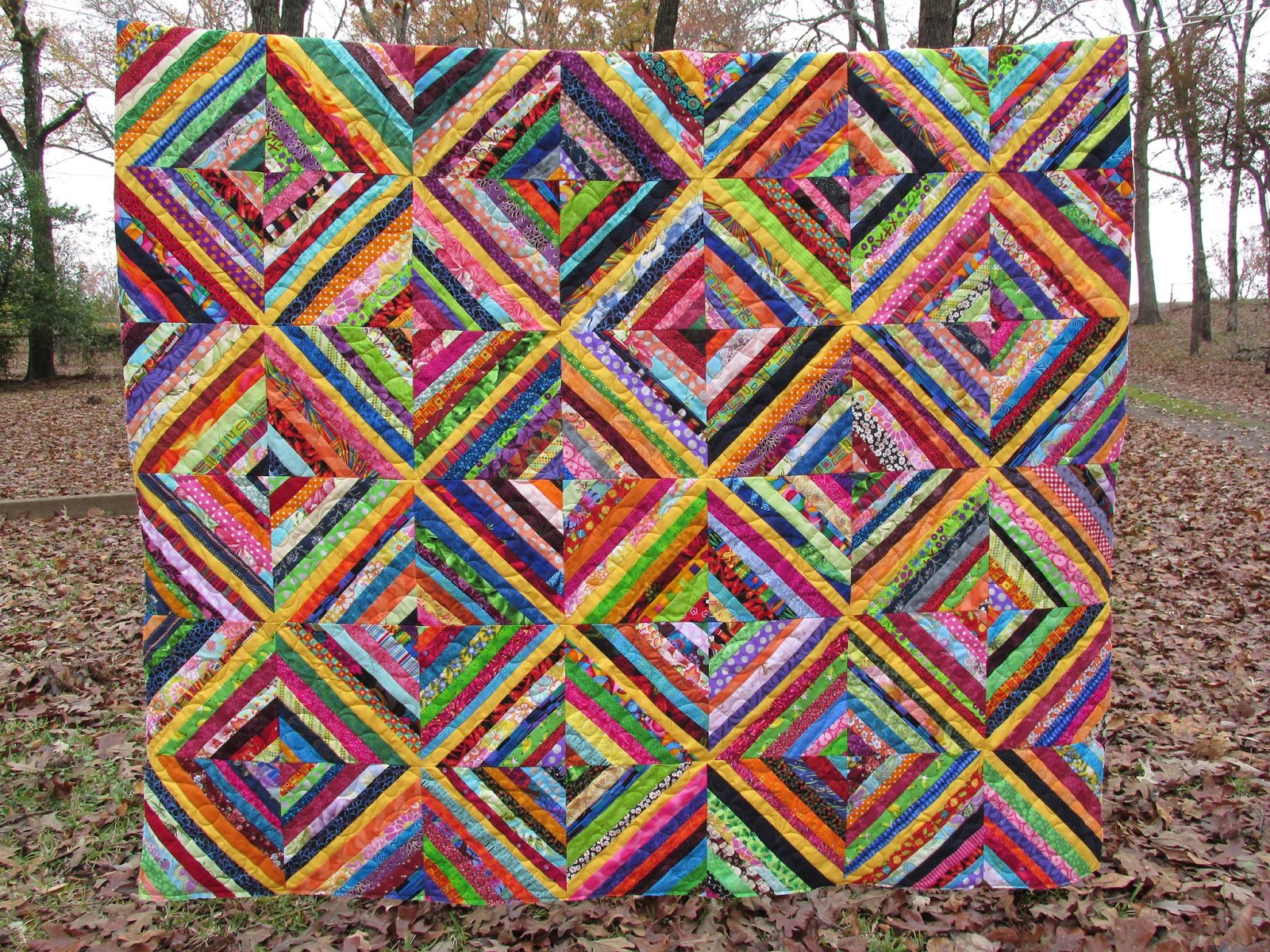 Kat & Cat Quilts: October's String Quilts: The First of Many