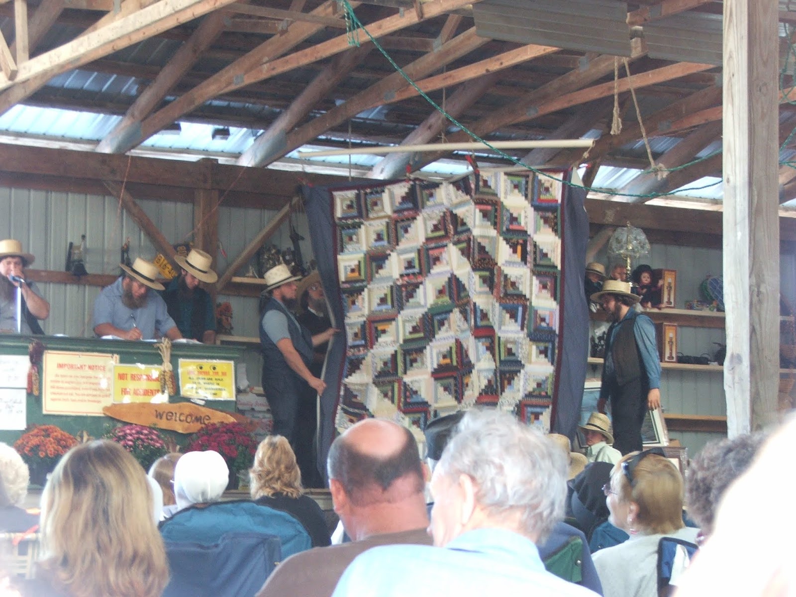 Valley Girl Views The Beaver Run (Amish Run) Consignment Auction