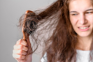 Por que o coronavírus pode fazer o cabelo cair?