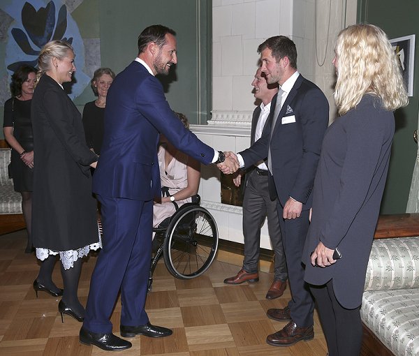 Prince-Haakon-Mette-Marit-2.jpg