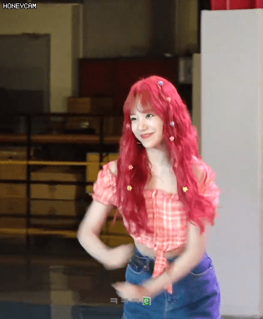 귀여운 쪼율 . 조유리