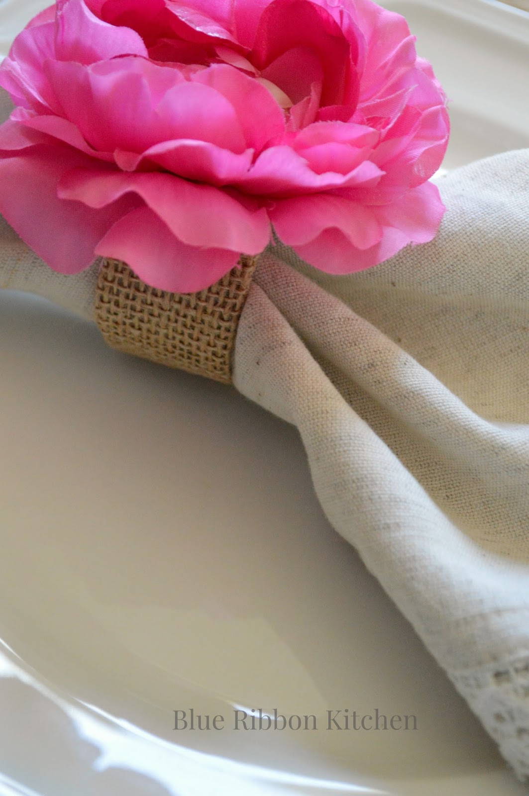 Blue Ribbon Kitchen Easy DIY Flower Napkin Rings