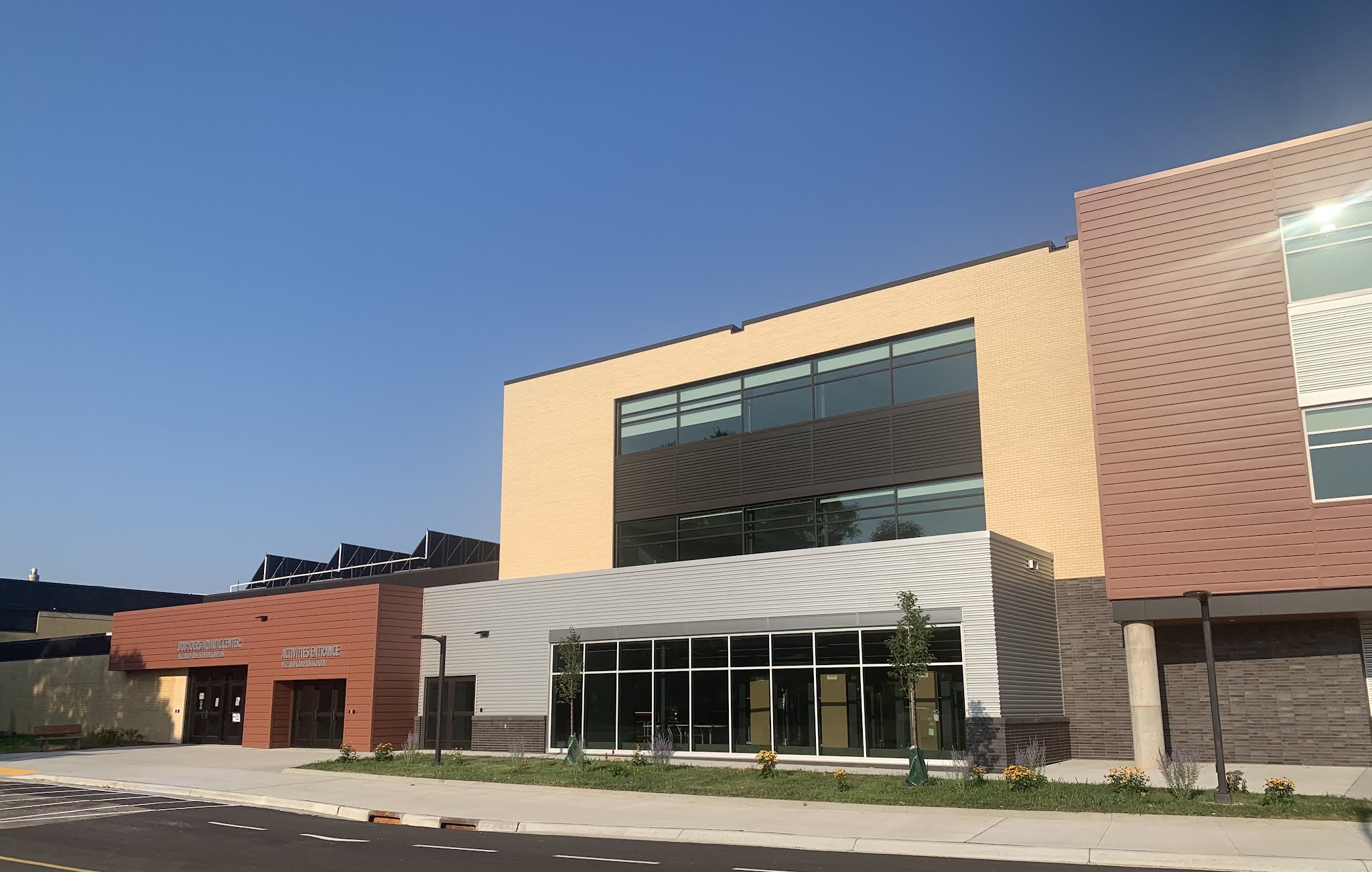 Retiring Guy's Digest Middleton High School Phase 1 expansion and