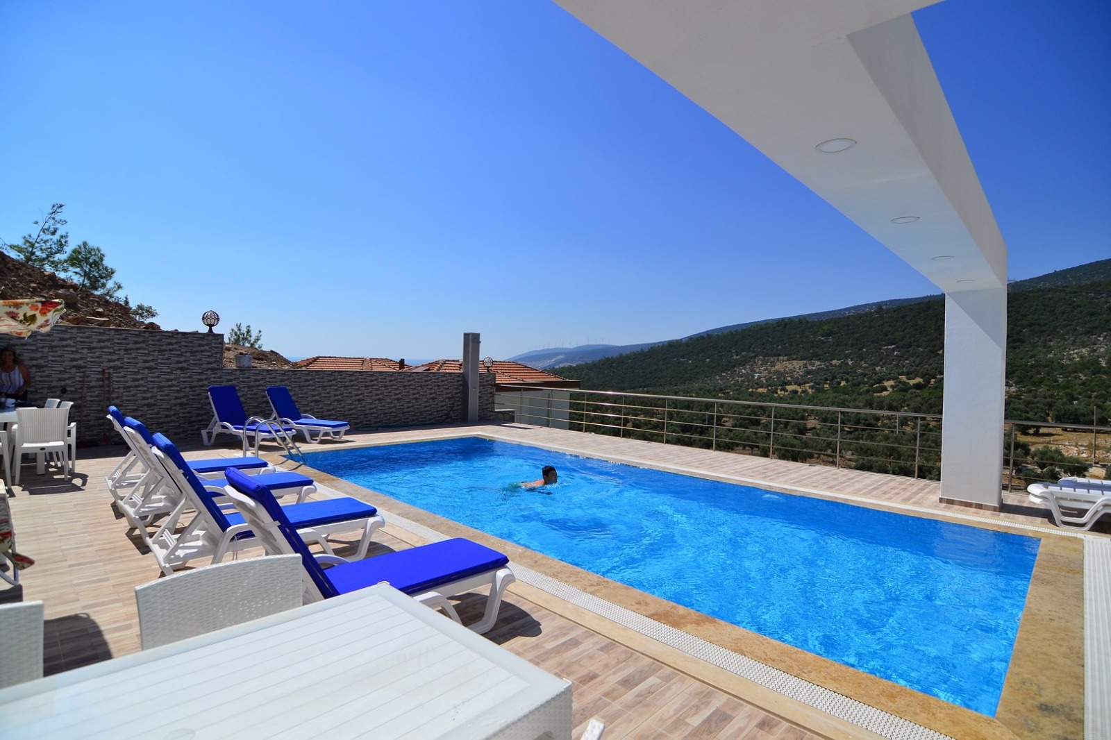 Didim Akbük�te Satılık Deniz Manzaralı 5+1 Yazlık Villa Didim