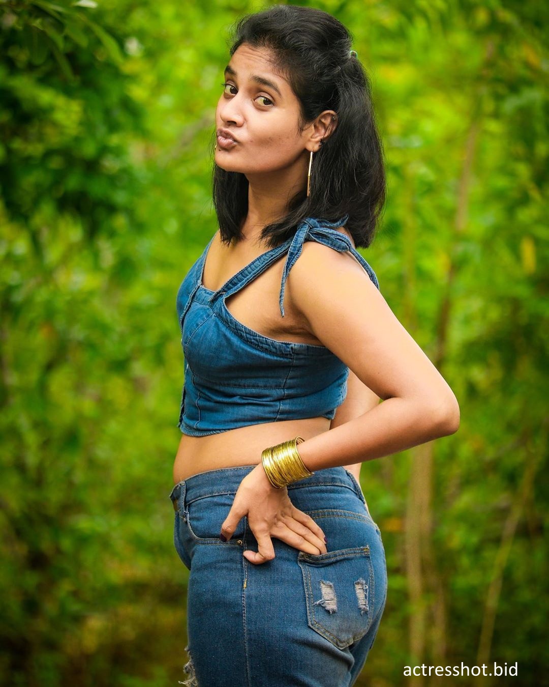 Soumya Shetty Latest Sexy Photos