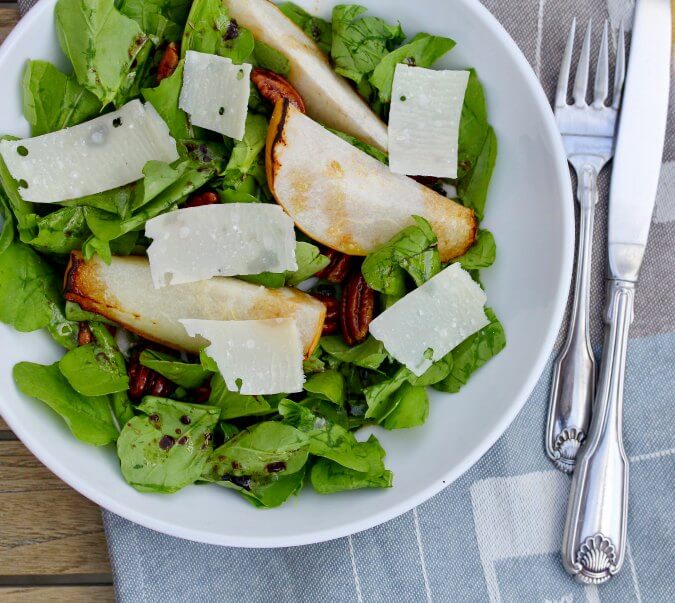 Roasted Pear and Spiced Pecan Salad