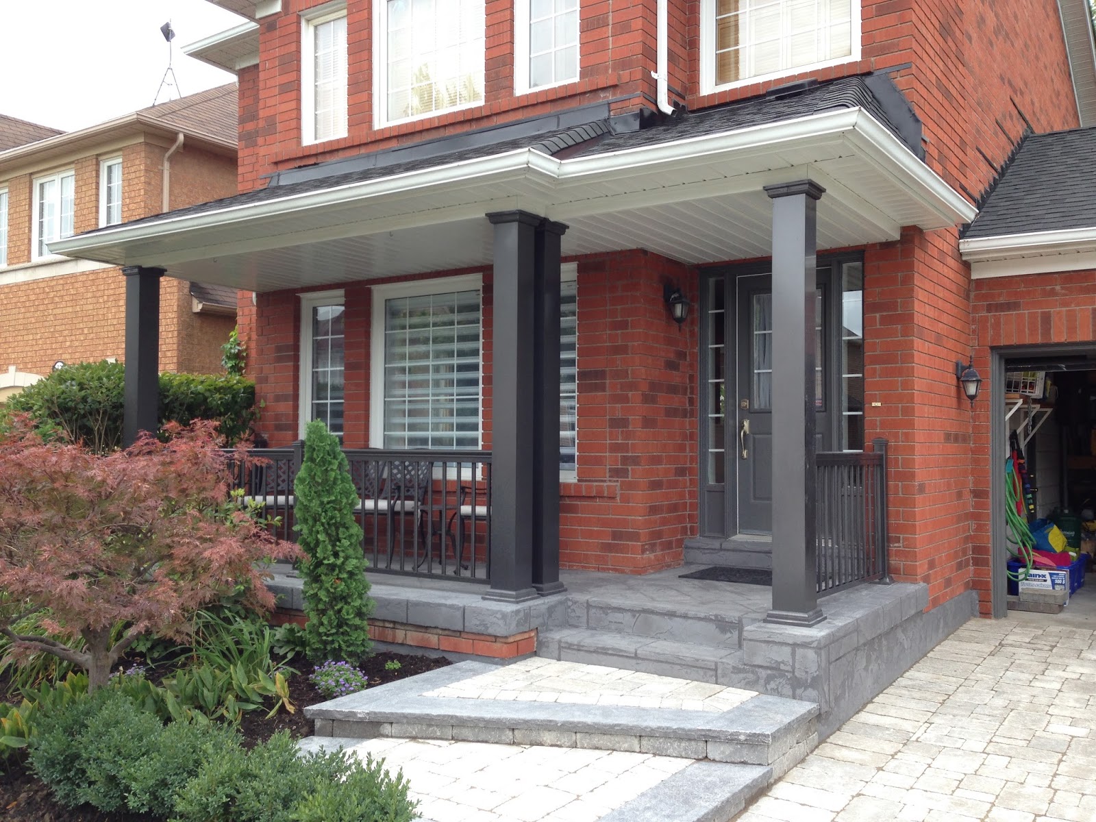 Install porch columns in Mississauga. Replace railings in Vaughan