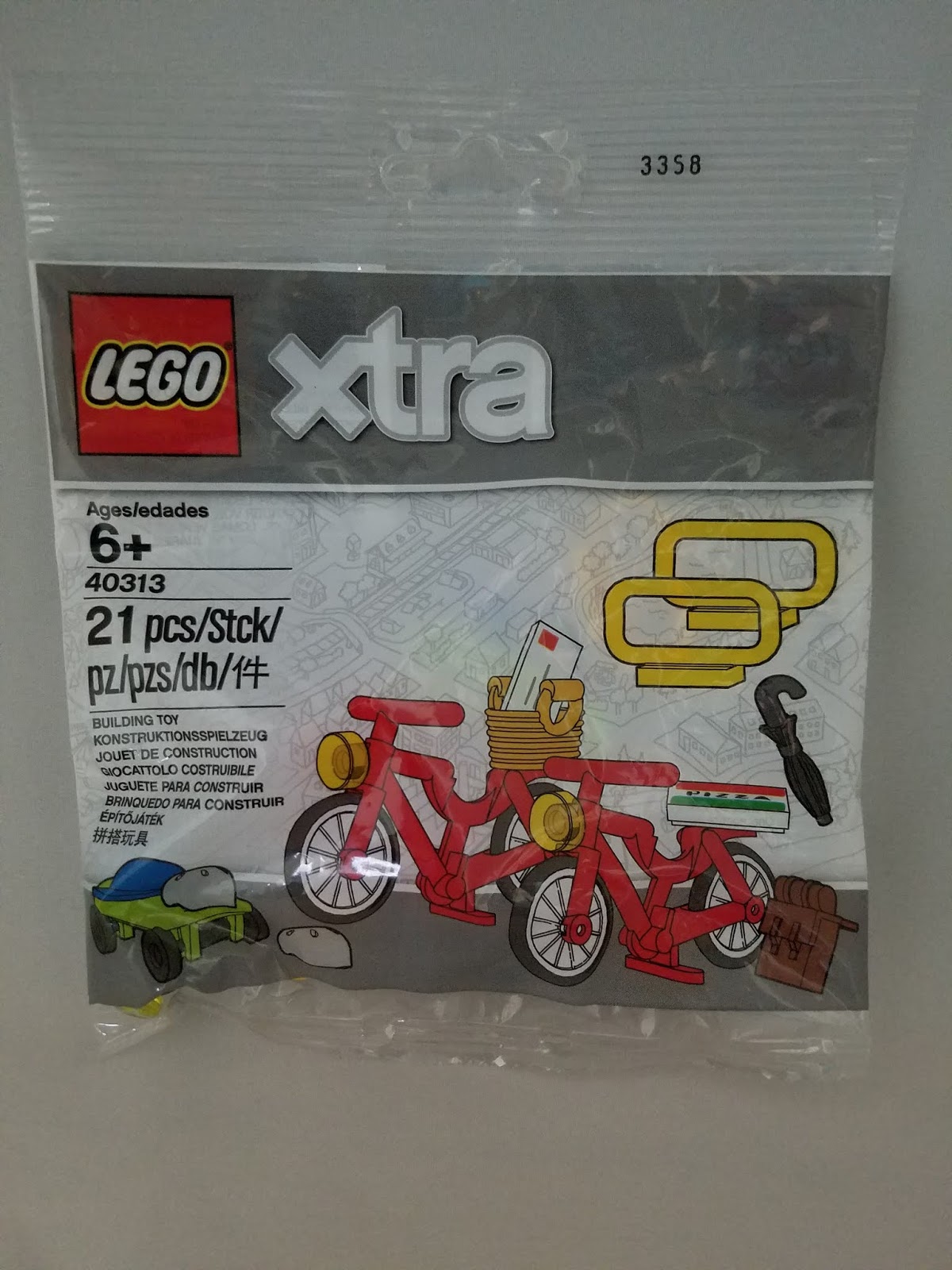 LEGO Xtra Bag Vehicles Pack Skateboard Bicycles Pizza Box Set 40313 NEW 