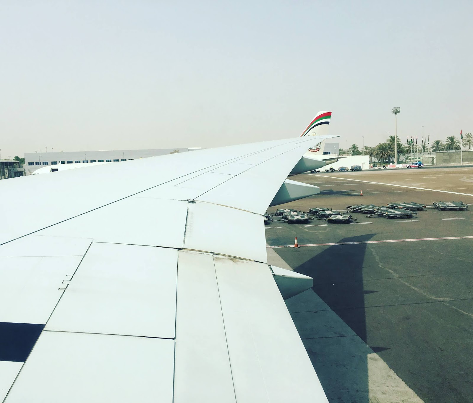 Flight Review Etihad Airways Abu Dhabi to Manila Doramode!