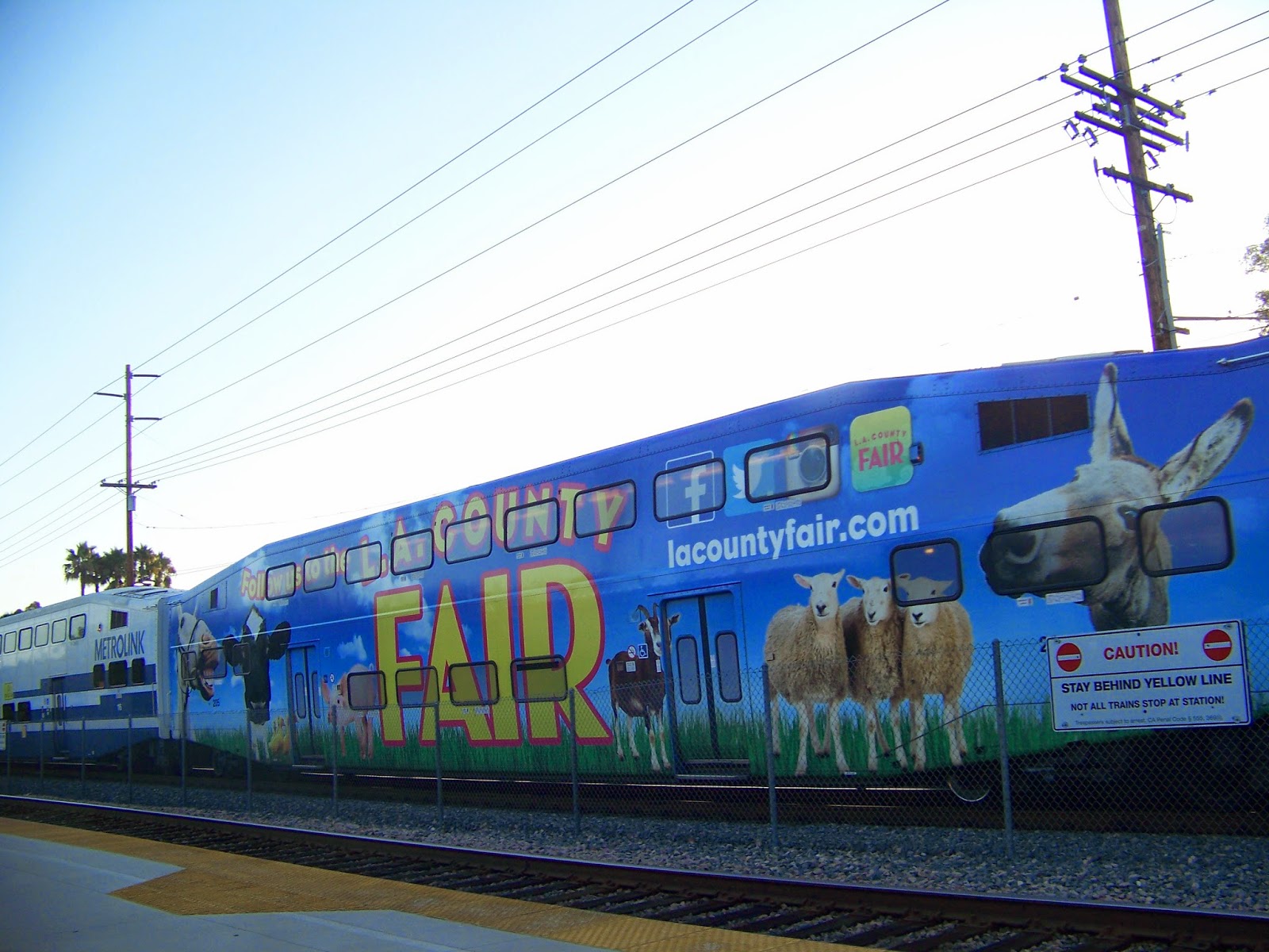 Rebuilding Place in the Urban Space Utilizing train cars and