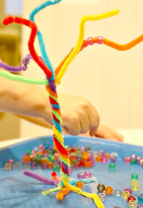 pipe cleaner color matching activity