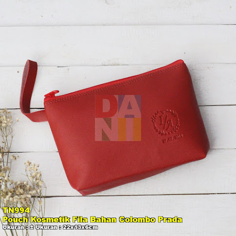 Pouch Kosmetik Fila Bahan Colombo Prada