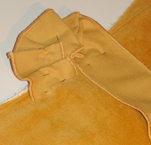 Ruffle Bag Tutorial and Pattern ~ DIY Tutorial Ideas!
