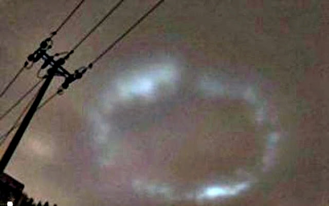 UFO Lights In Sky Over Beijing, China Seen For 100km Beijing%252C%2BChina%252C%2Bovni%252C%2Bomni%252C%2Bplane%252C%2Barizona%252C%2BMUFON%252C%2B%25E7%259B%25AE%25E6%2592%2583%25E3%2580%2581%25E3%2582%25A8%25E3%2582%25A4%25E3%2583%25AA%25E3%2582%25A2%25E3%2583%25B3%252C%2B%2BUFO%252C%2BUFOs%252C%2Bsighting%252C%2Bsightings%252C%2Balien%252C%2Baliens%252C%2BET%252C%2Banomaly%252C%2Banomalies%252C%2Bancient%252C%2Barchaeology%252C%2Bastrobiology%252C%2Bpaleontology%252C%2Bwaarneming%252C%2Bvreemdelinge%252C%2Bstrange%252C%2Barea%2B51%252C%2BEllis%2BAFB%252C%2B