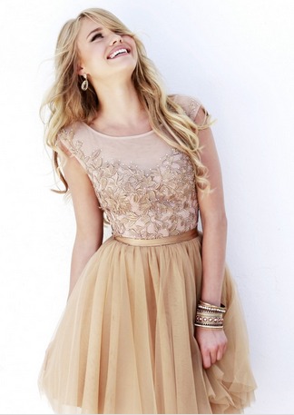2016 Prom Dresses Collection At Aisle Style | Loafers And Lattes
