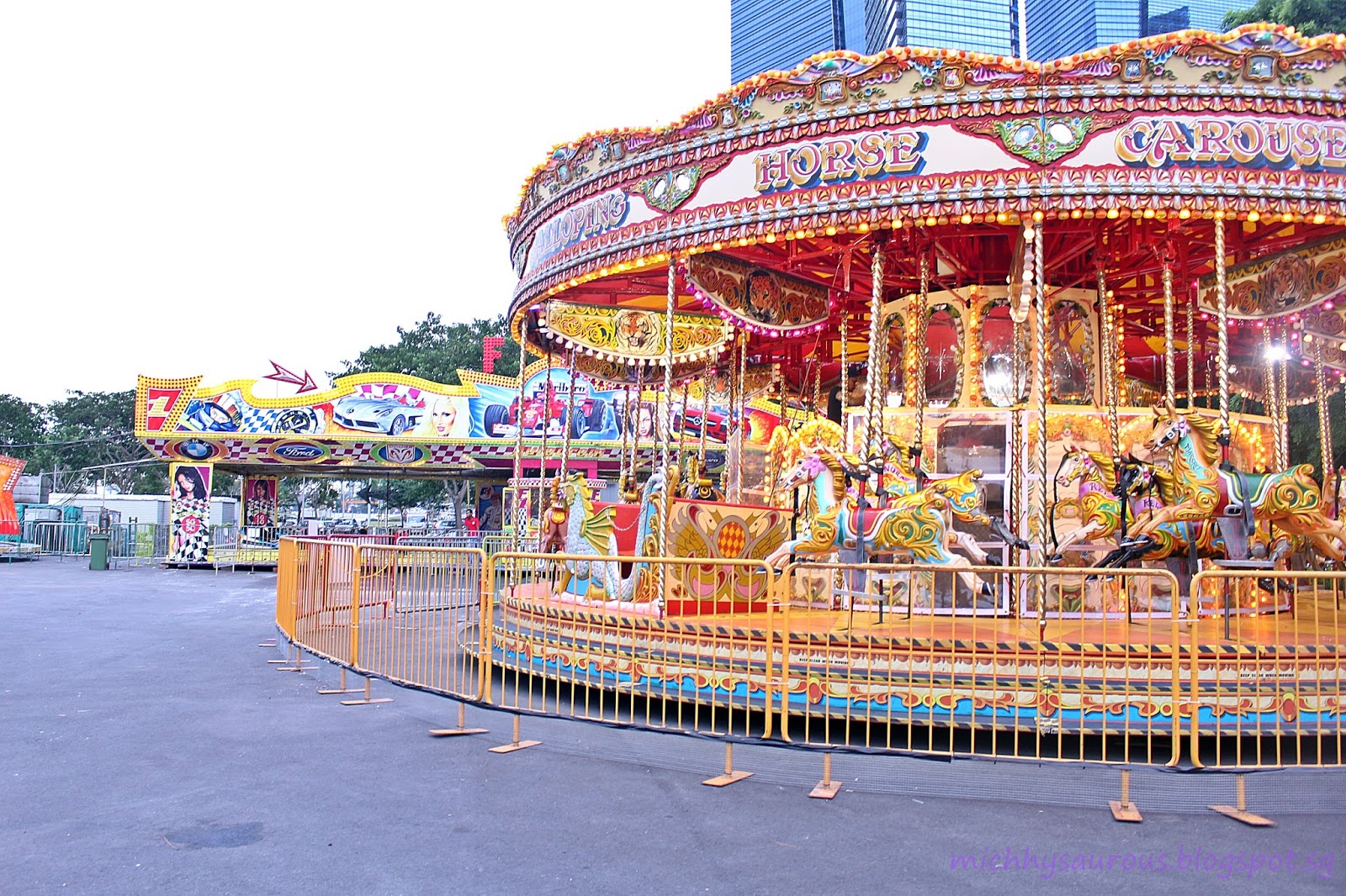 EAT.SHOP.PLAY - Michhysaurous: Uncle Ringo at iLight Marina Bay Sands