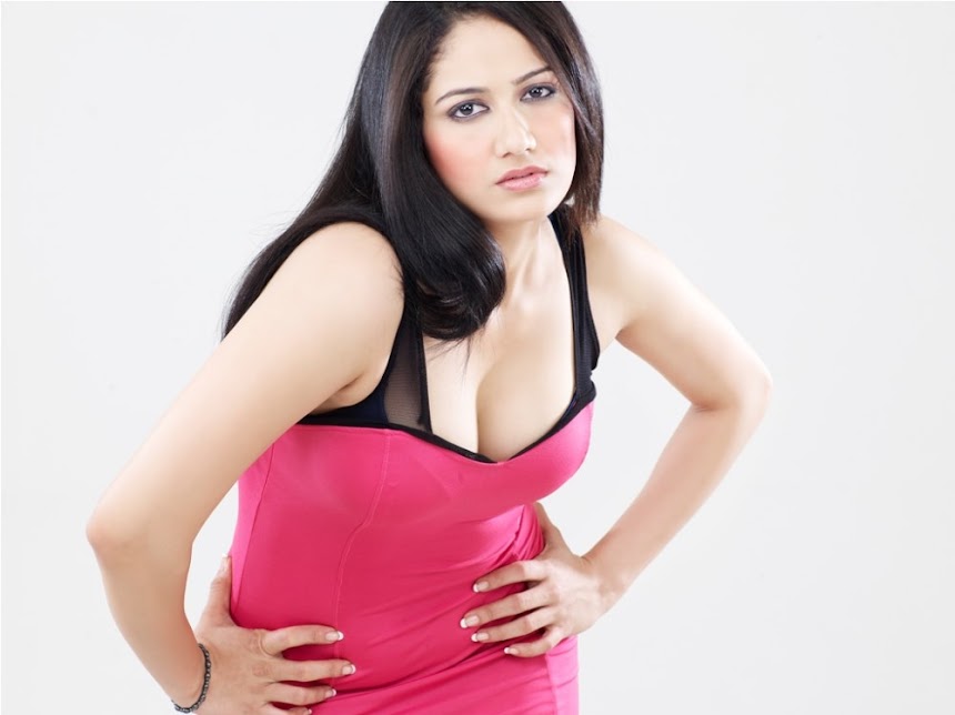 Komal Sharma Hot Photoshoot