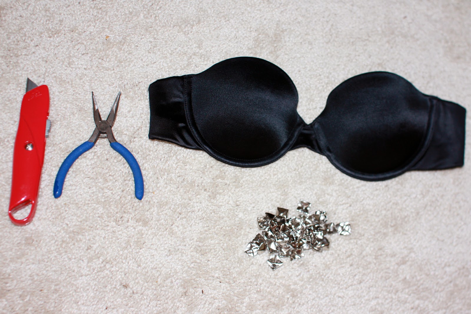 Scissors and Pearls Studded Bra