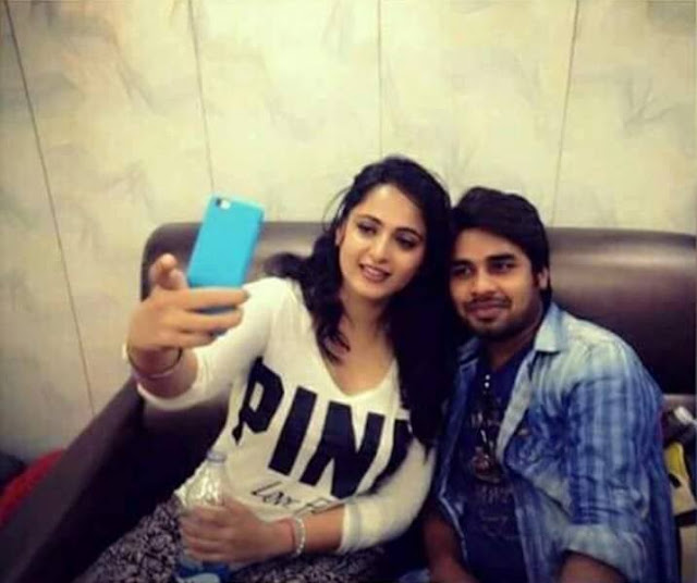 Anushka Shetty Selfie with Fan