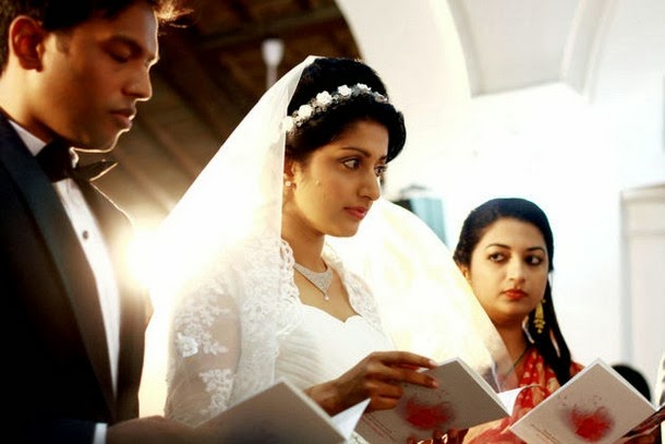 Meera Jasmine and Anil John Wedding Video | Malayalam Film Celebrities  Attend Ceremony - YouTube