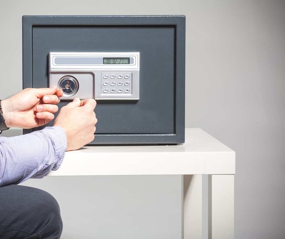 4 Tips To Hire A Safes Locksmith