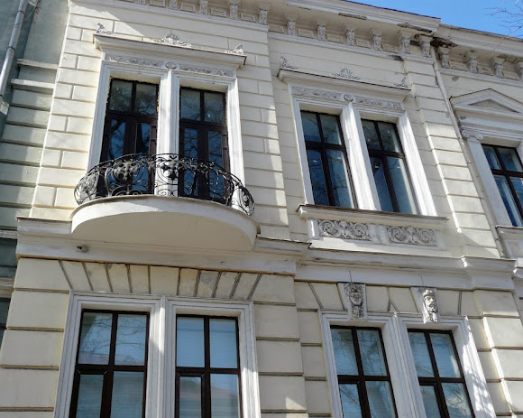 Одеса. Архітектурний декор – балкони
