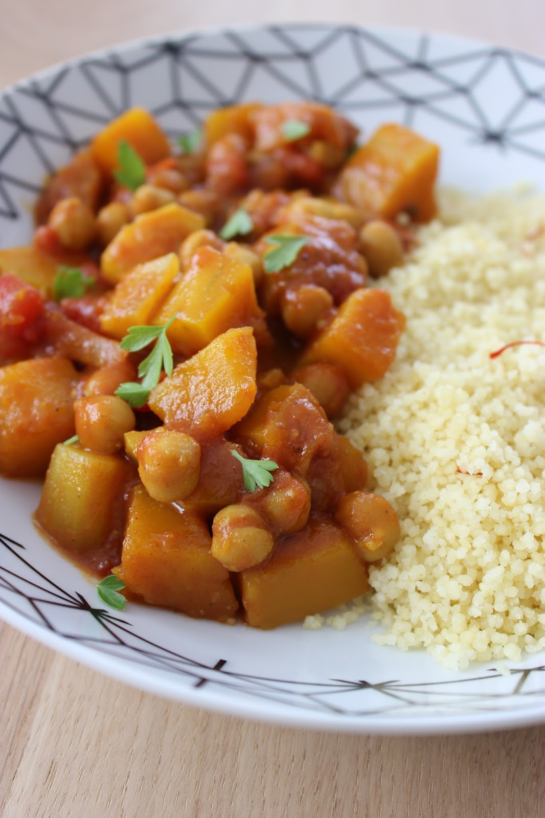 Tajine de butternut et semoule au safran
