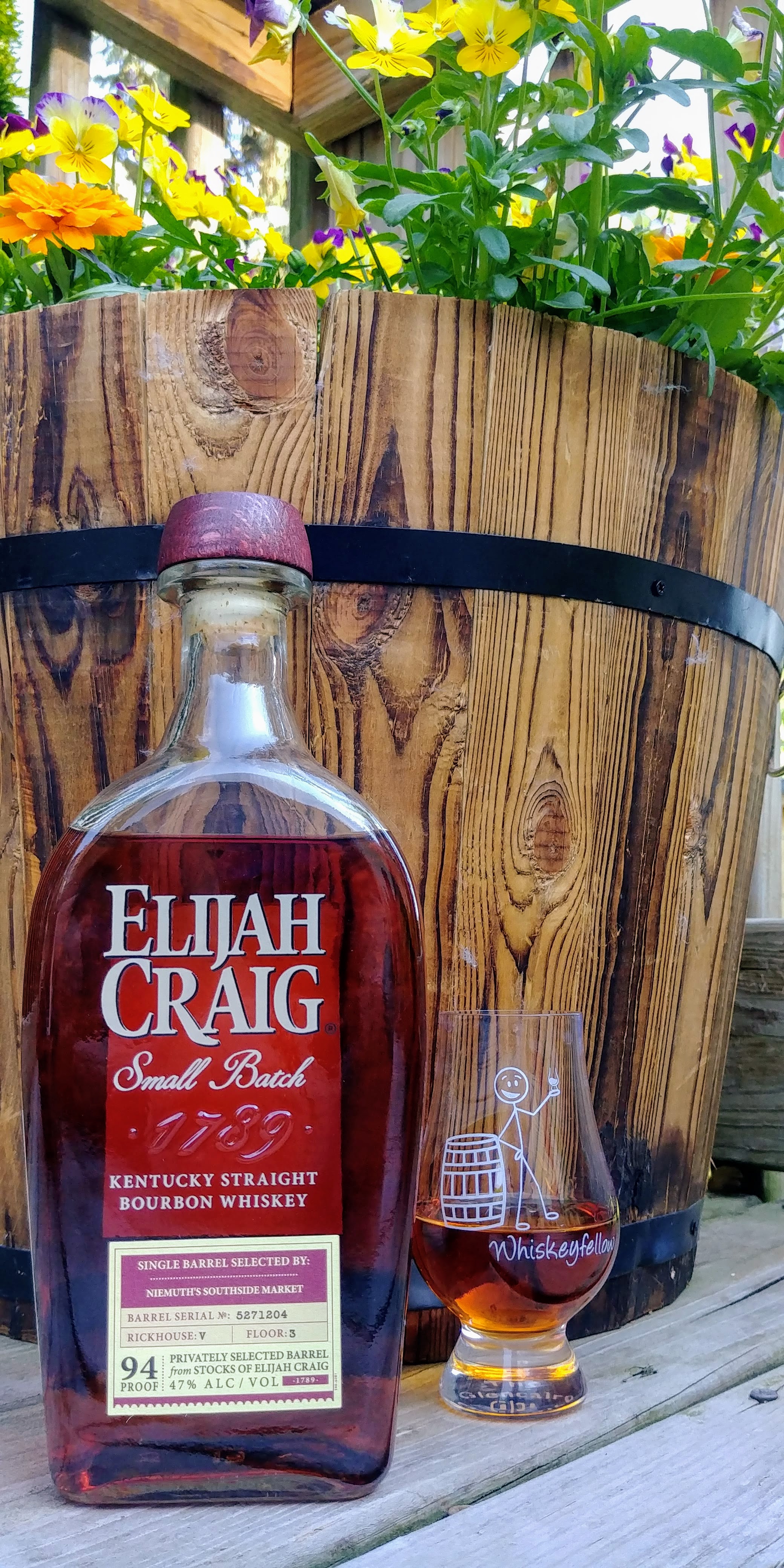 Elijah Craig "Good Carma" Single Barrel Bourbon Review & Tasting Notes