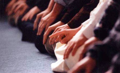 Ternyata Iblis Gemar Menunggu Seseorang Keluar Masjid, Tangkal dengan Doa Ini!