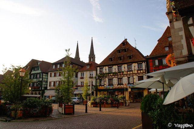 La Piazza del Mercato fulcro di Obernai