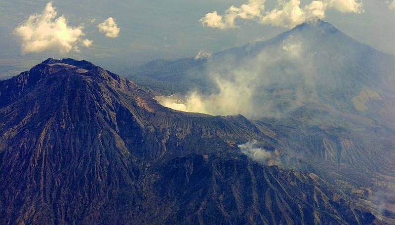 9 Gunung Tertinggi di Jawa Timur, Lengkap Dengan Review dan Letak