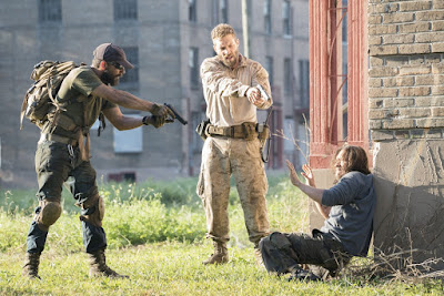 Shia LaBeouf, Jai Courtney and Clifton Collins Jr. in Man Down (1)