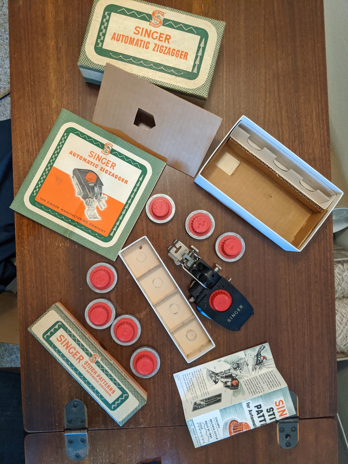 Singer 2012 zigzag attachment